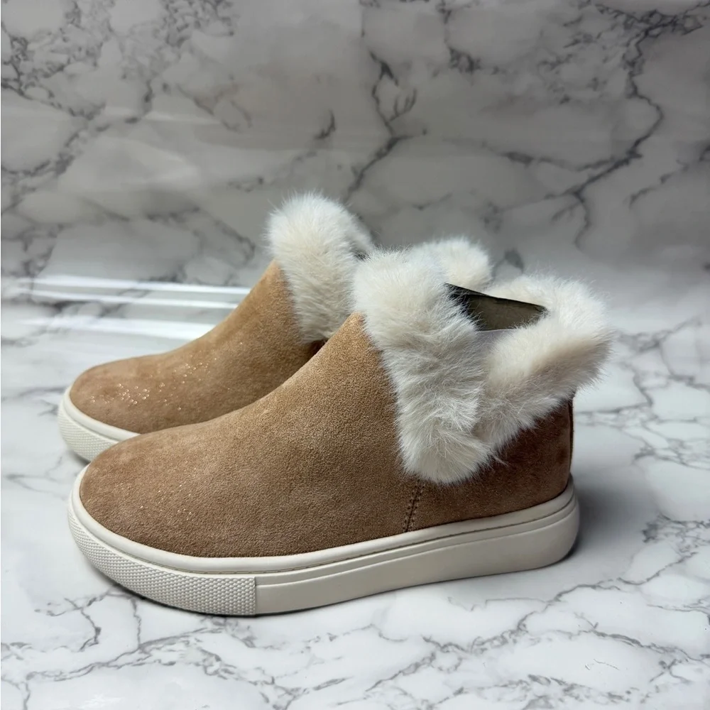 Kids Kelly & Katie Beige Suede Boots with White Fur US Size 11
